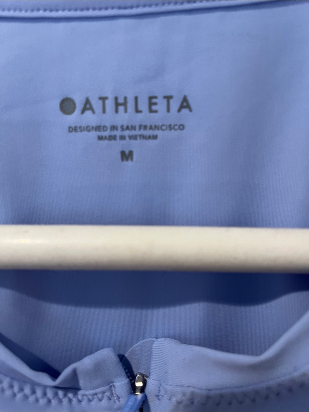 Lululemon Bag & Athletic Apparel SZ M - Picture 6 of 16
